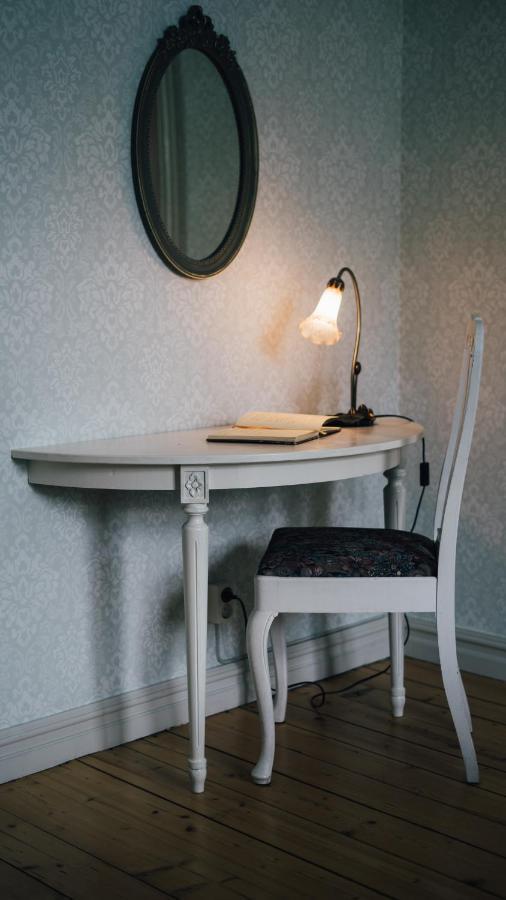 Stf Glasbruket Hostel & Apartments Borensberg Экстерьер фото